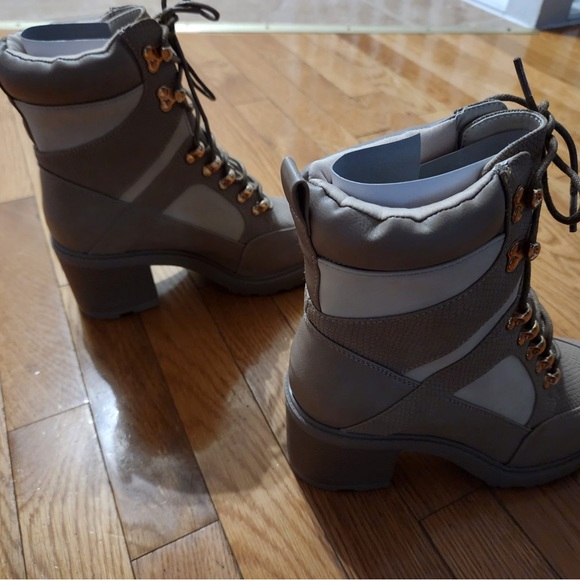 Brand new, never worn, Just Fab Edde high-heeled booties, Size 9. - Picture 3 of 4